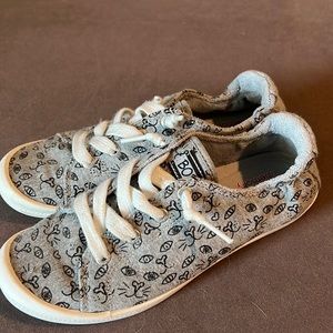 Bobs Beach Bingo slip on kitty eye sneaker
